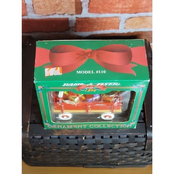Collectible Vintage 1996 Radio Flyer Model Christmas Ornament Collection in Orig - Picture 3 of 8